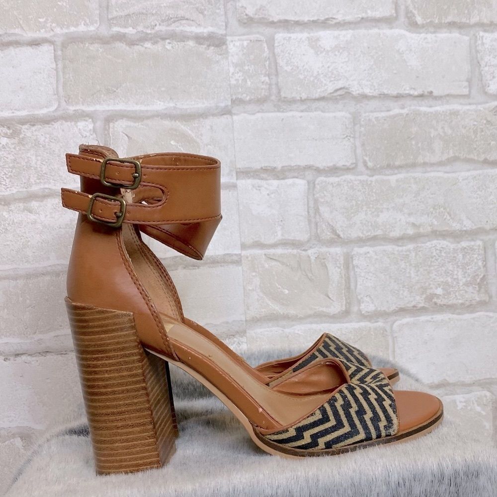 DV Dolce Vita Block Heels Size 8